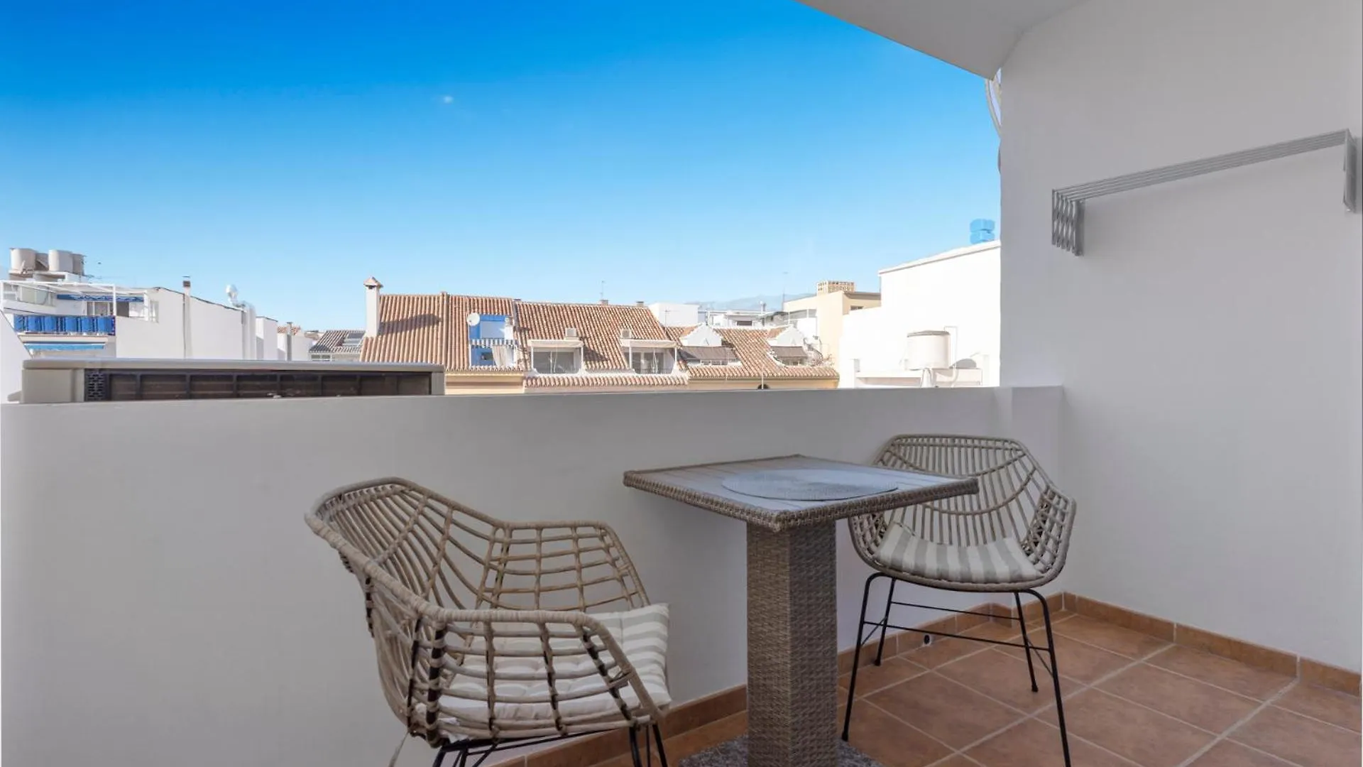 City Center Apartment At Fuengirola Beach By Costarentals - Ref 94